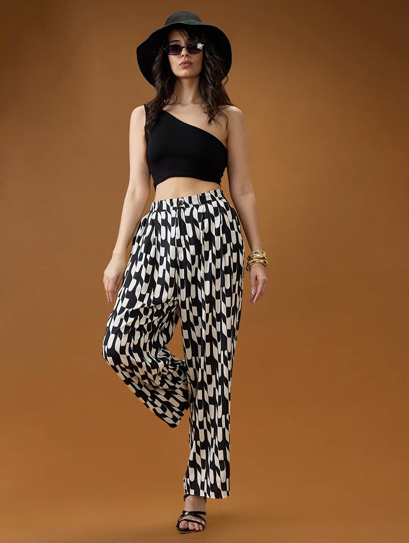 globus women black & white abstract print mid rise relaxed fit trousers - 21994545 - Standard Image - 3
