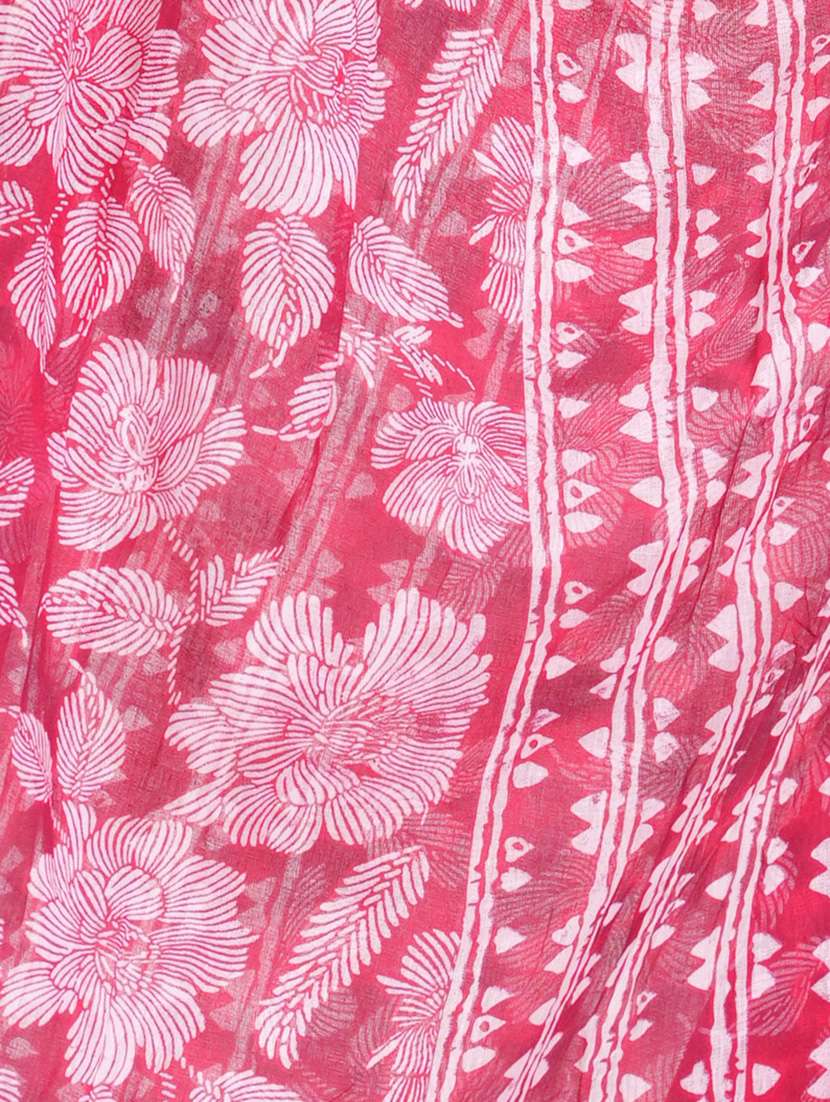 women floral print kurta and pant with dupatta set - 21995135 - Standard Image - 5