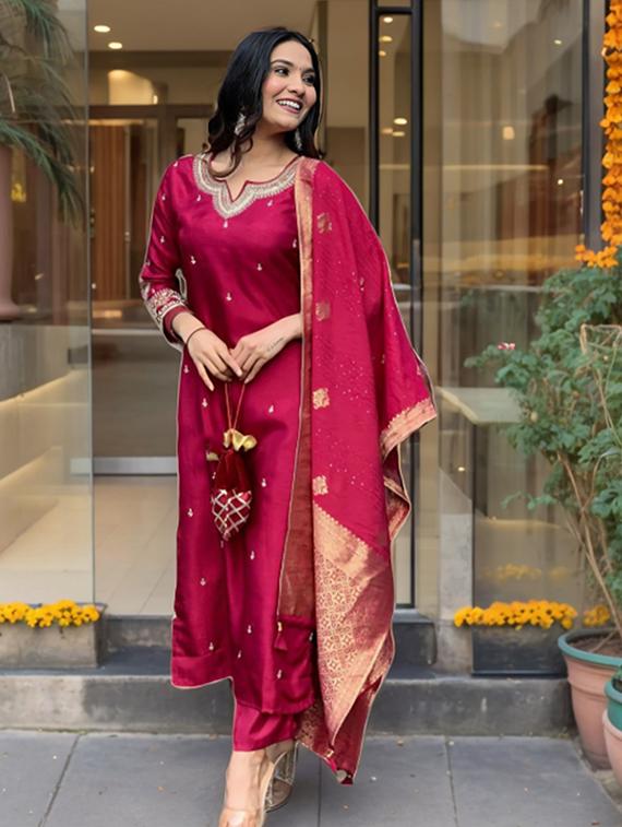 women embroidered kurta and pant with dupatta - 21995254 - Standard Image - 3
