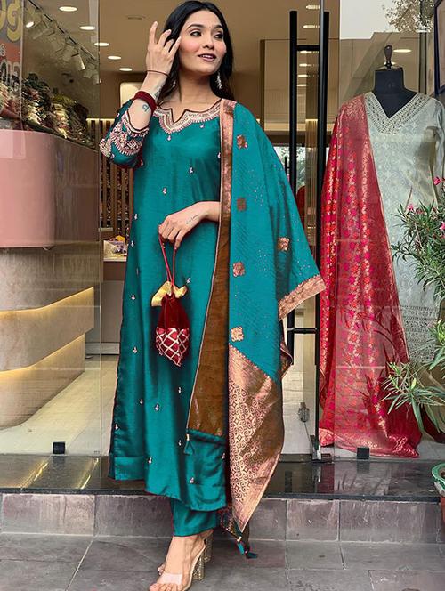 women embroidered kurta and pant with dupatta  - 21995259 -  Standard Image - 0