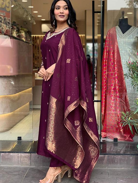 women embroidered kurta and pant with dupatta - 21995260 - Standard Image - 3