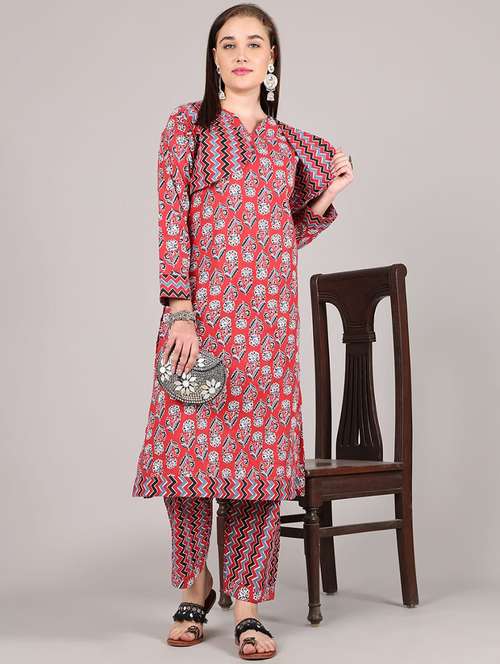 women floral three quarter sleeve kurta pant set - 21995920 -  Standard Image - 0
