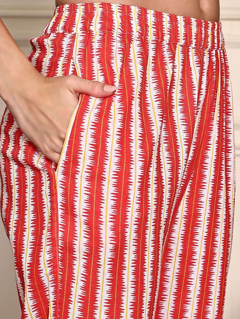 women printed three quarter sleeve kurta pant set - 21995929 -  Standard Image - 5