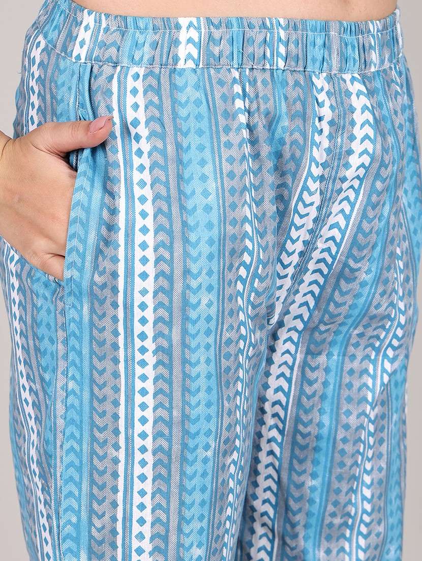 women floral printed three quarter sleeve kurta pant set - 21995934 -  Standard Image - 5