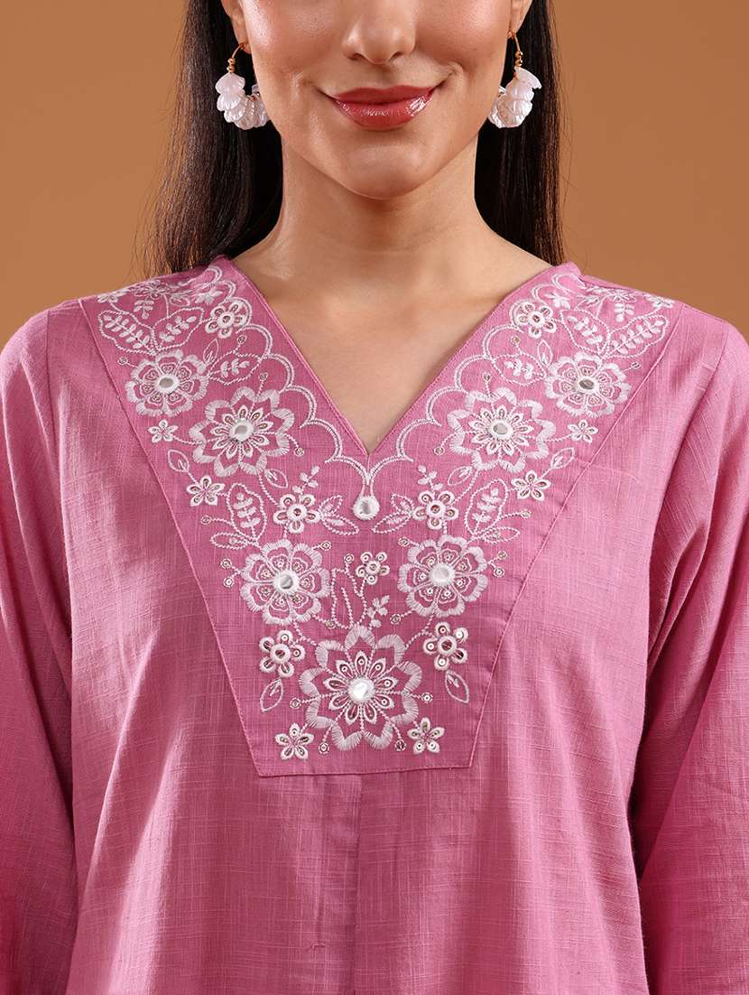 women three quarter sleeve a-line kurta - 21996674 -  Standard Image - 5