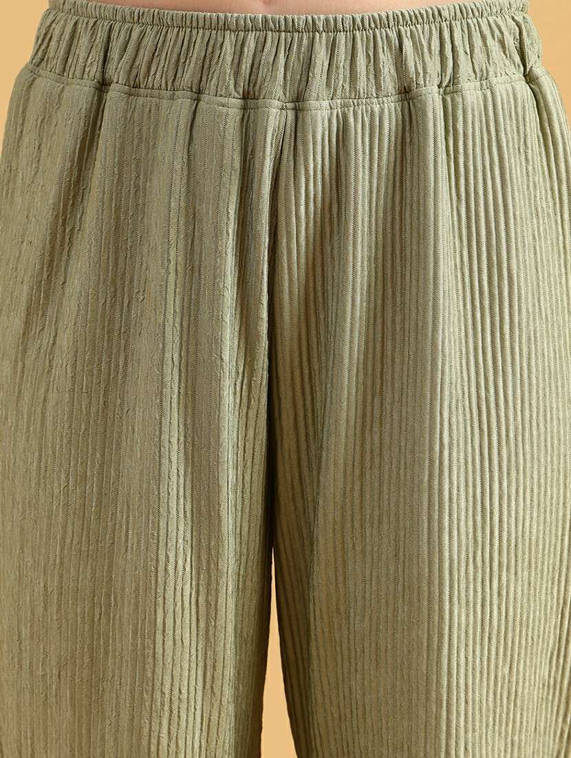 women solid mid rise straight trouser - 21996938 -  Standard Image - 5