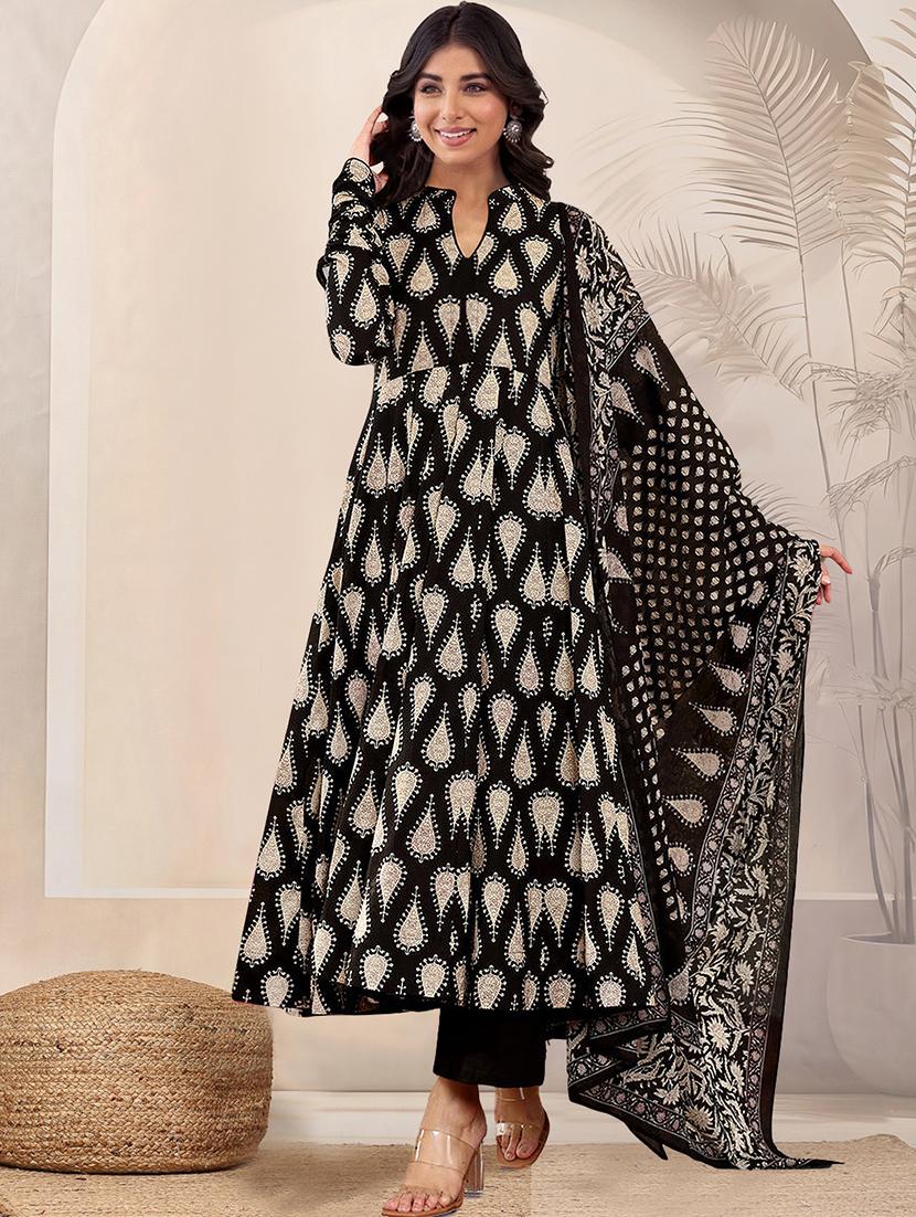 women printed three quarter sleeve kurta palazzo set
