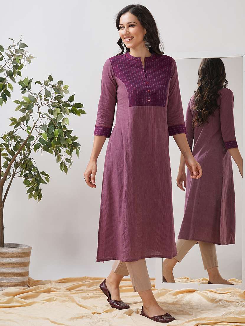 women self design three quarter sleeve a-line kurta - 21997234 - Zoom Image - 0