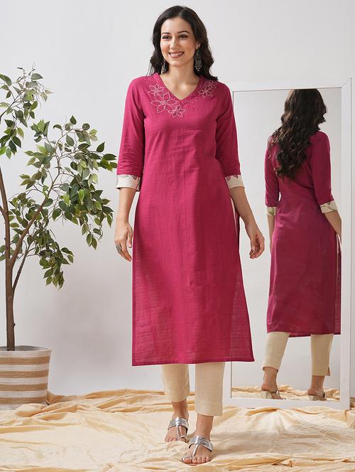 women self design three quarter sleeve straight kurta - 21997239 - Standard Image - 0