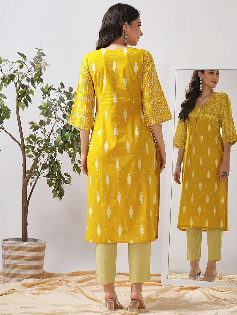 women printed three quarter sleeve a-line kurta - 21997240 - Standard Image - 3