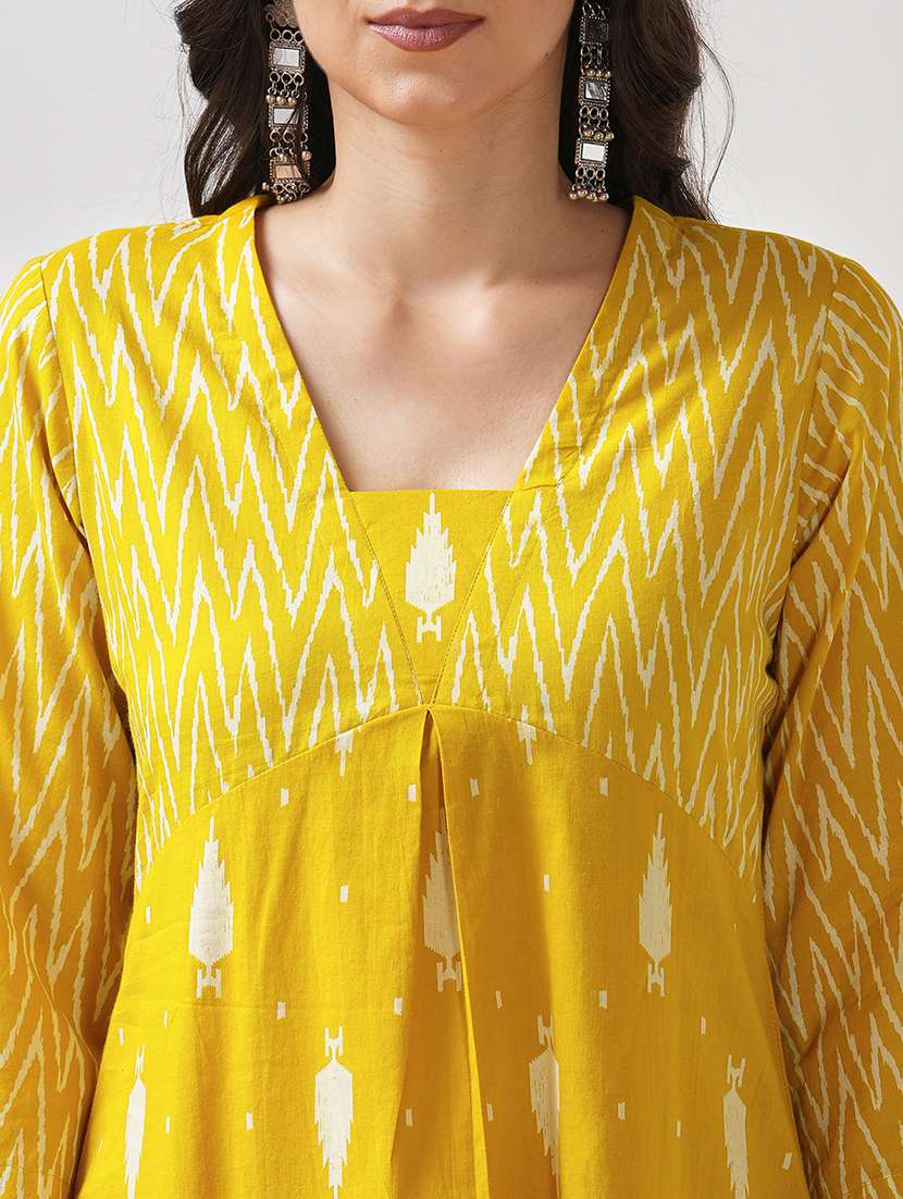 women printed three quarter sleeve a-line kurta - 21997240 - Standard Image - 5