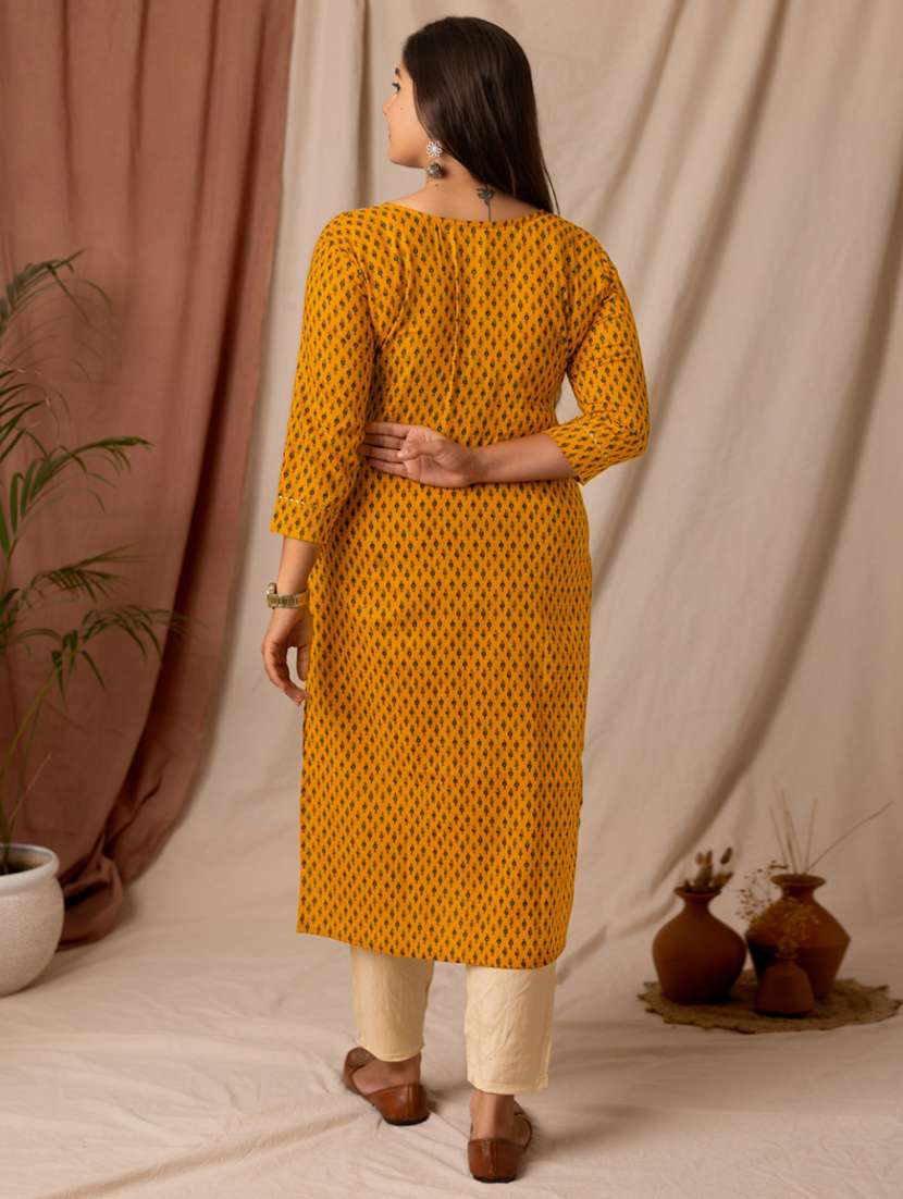 women printed three quarter sleeve straight kurta - 21997305 - Standard Image - 3