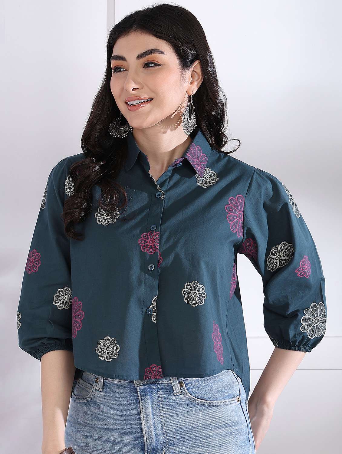 women printed puff sleeve collared high low top