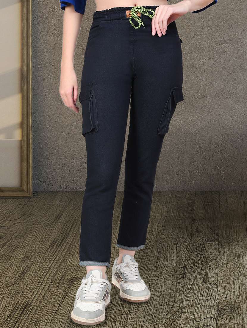 women solid mid rise denim cargo