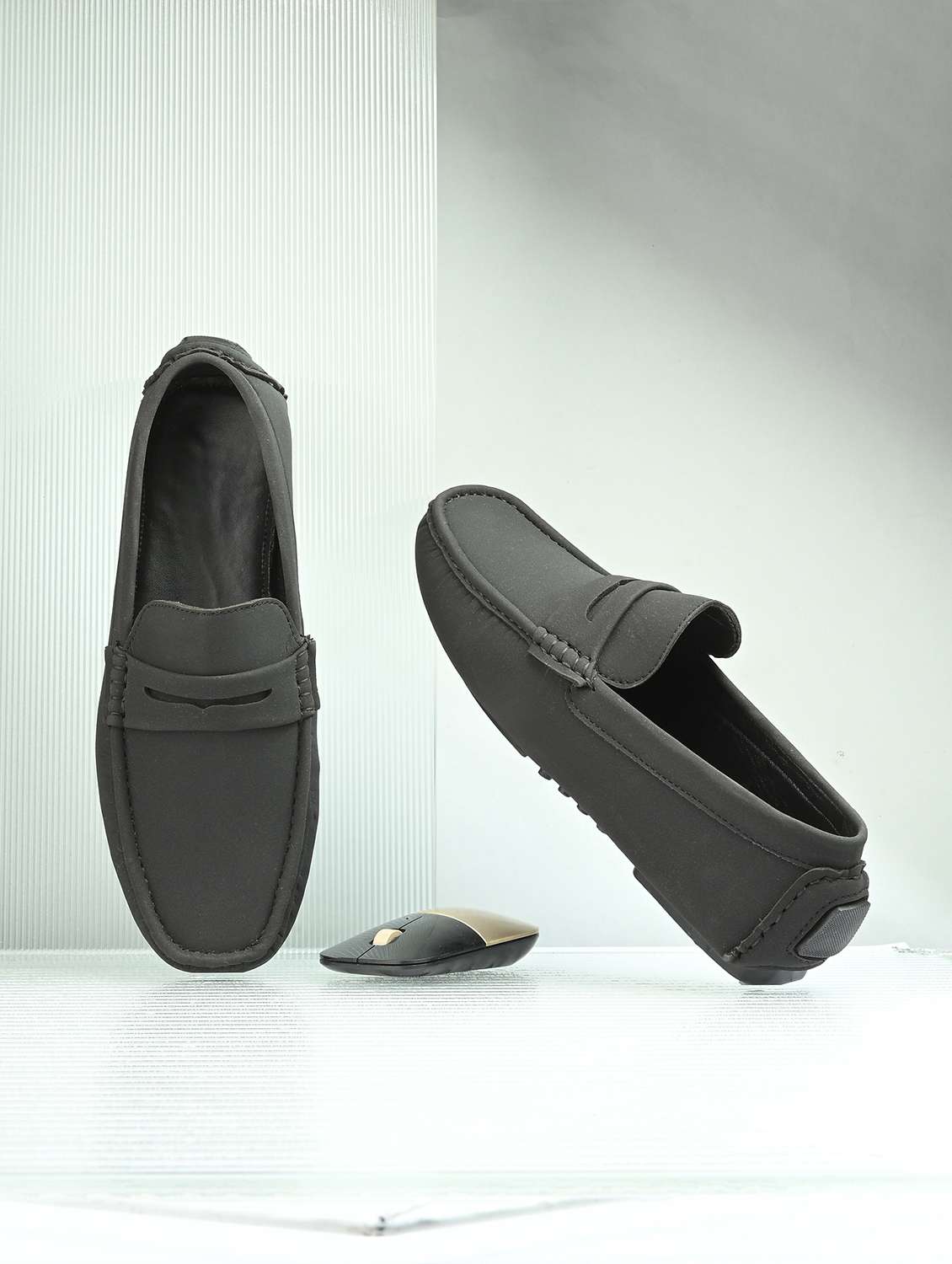 men black slip on loafer