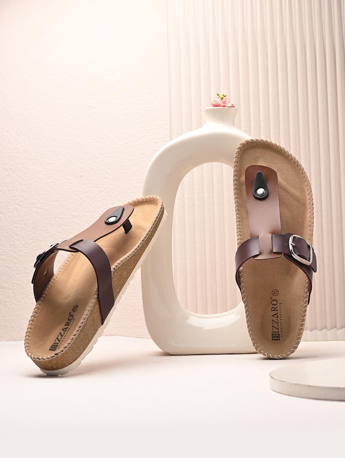 men toe seperator slip on sandal - 21998101 - Zoom Image - 0