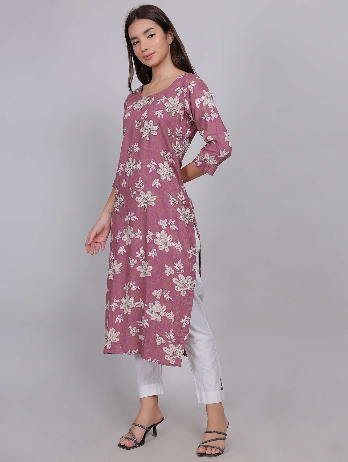 women floral printed three quarter sleeve straight kurta - 21998111 - Standard Image - 3