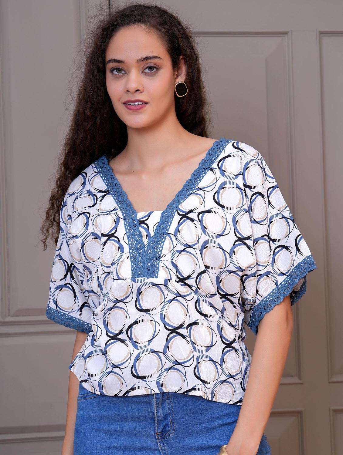 women printed batwing sleeve regular top