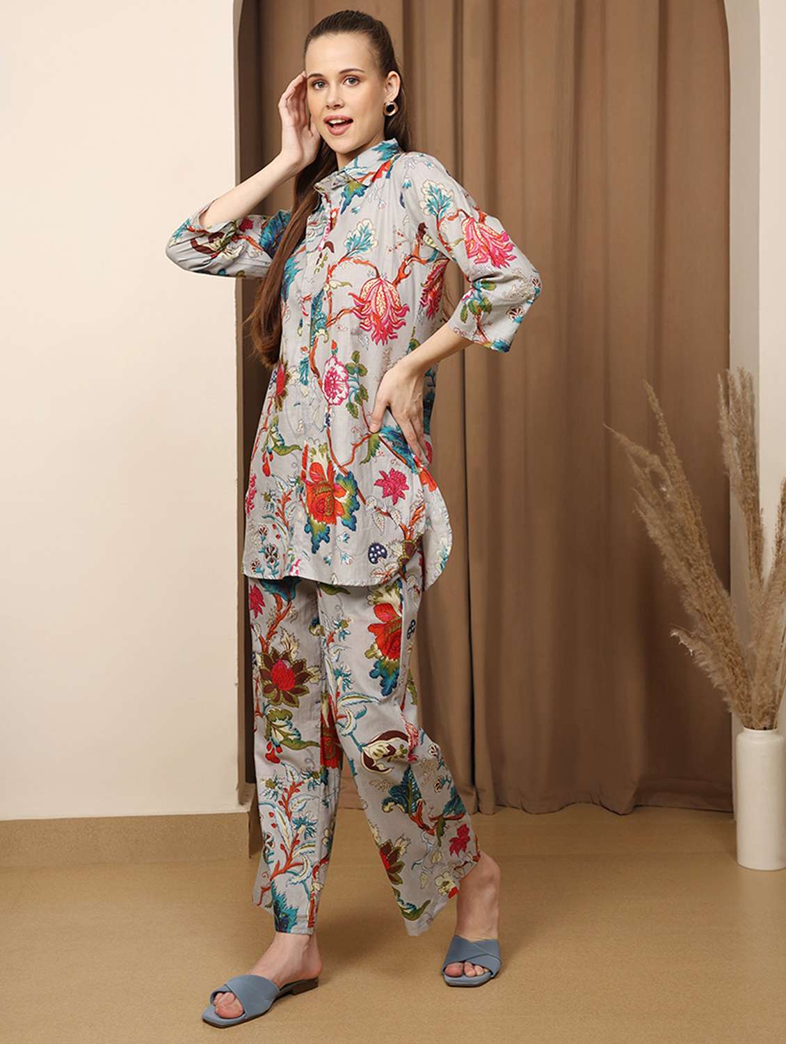 women floral printed three quarter sleeve ethnic co-ord set - 21998231 - Standard Image - 3