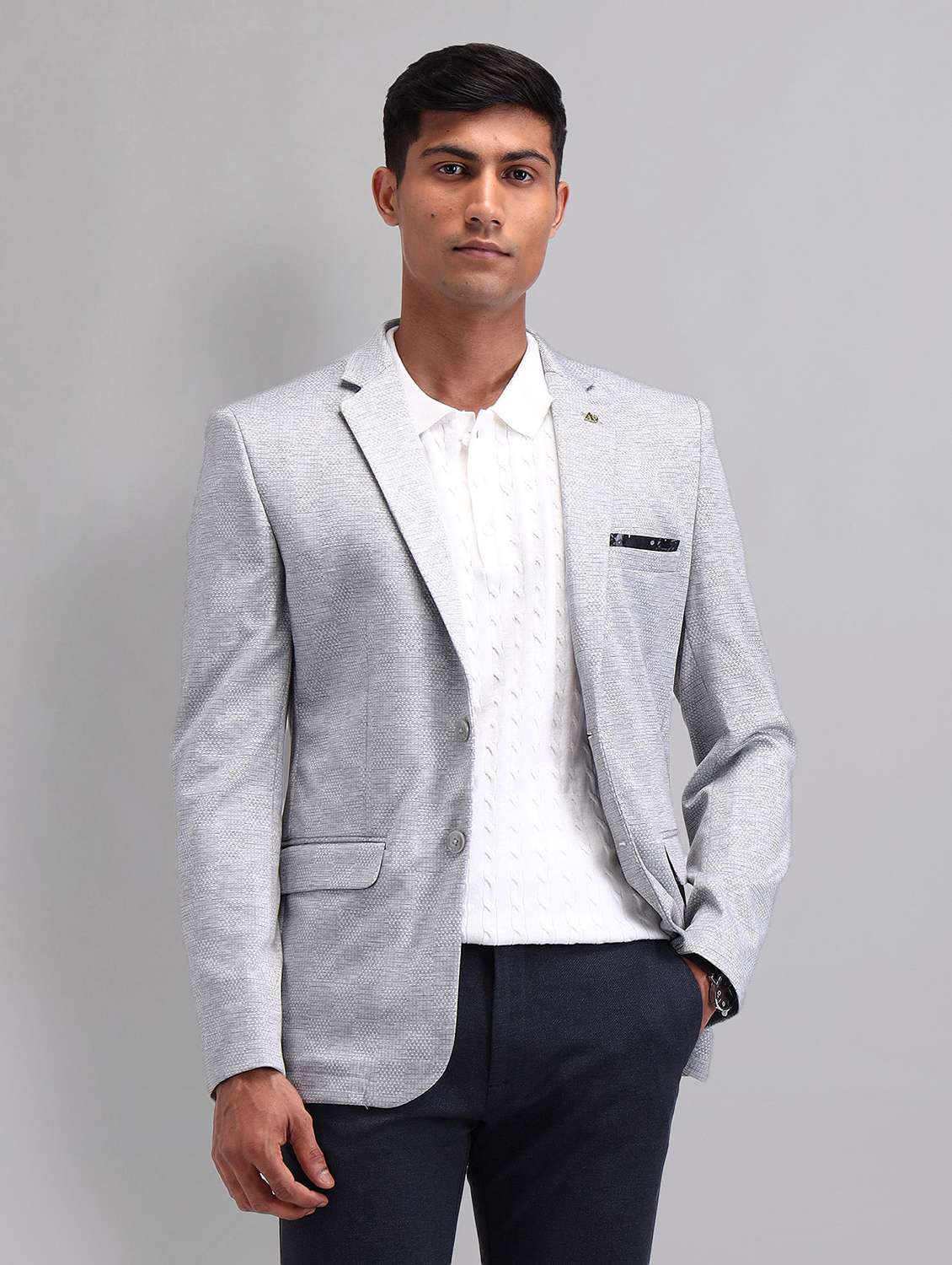 men grey solid long sleeve single breasted blazer