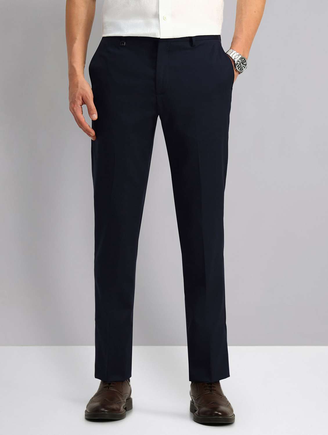 men solid mid rise formal trouser