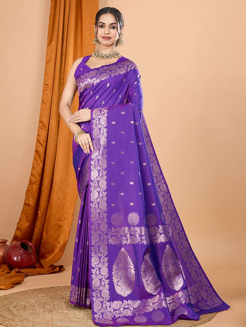 women self design banarasi saree with blouse