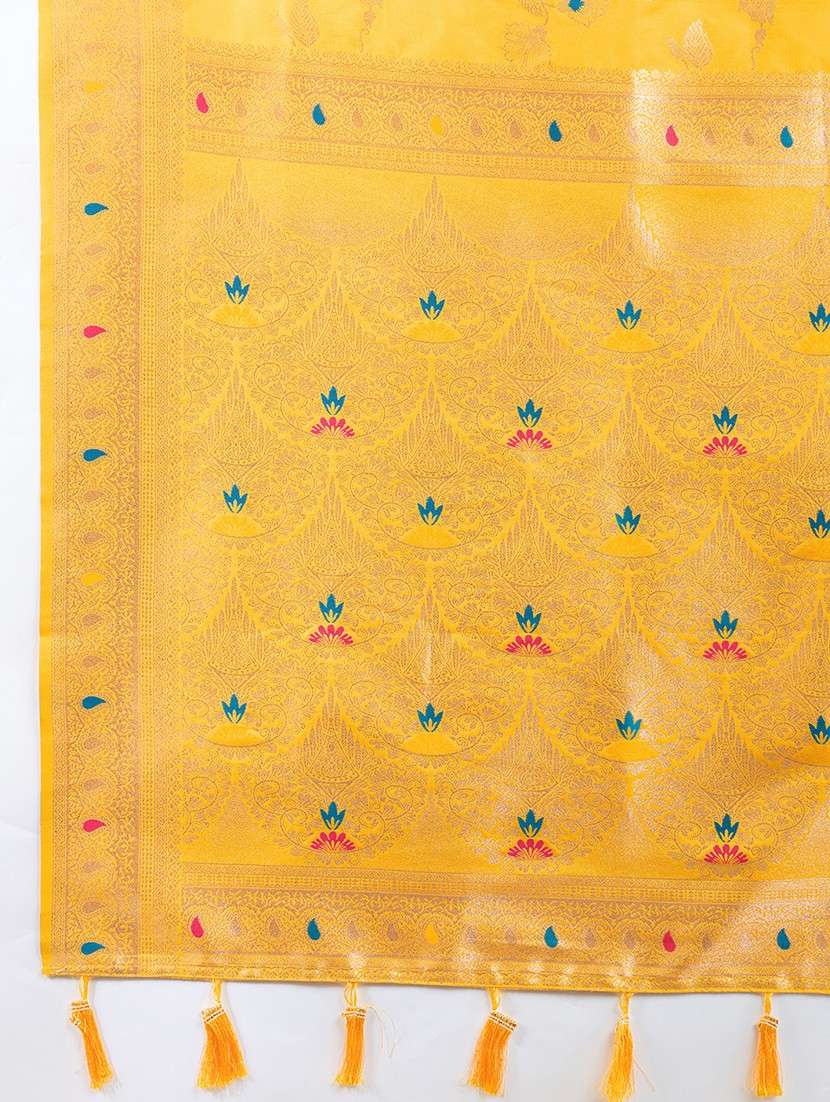 women self design banarasi saree with blouse - 21998536 - Standard Image - 3