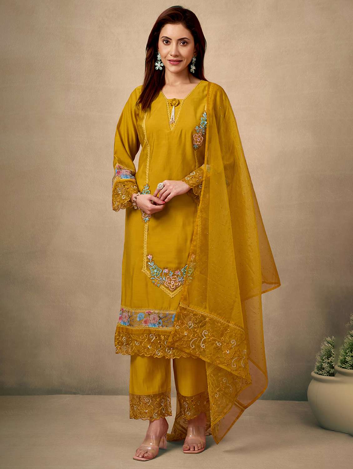 women floral three quarter sleeve kurta pant with dupatta set