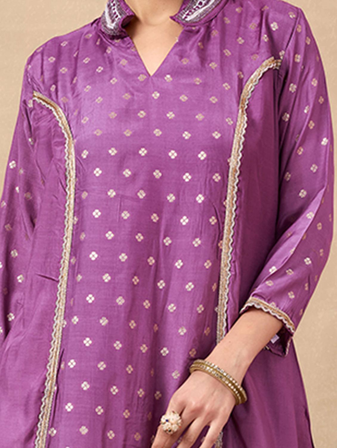 women self design three quarter sleeve kurta palazzo set - 21998561 - Standard Image - 5
