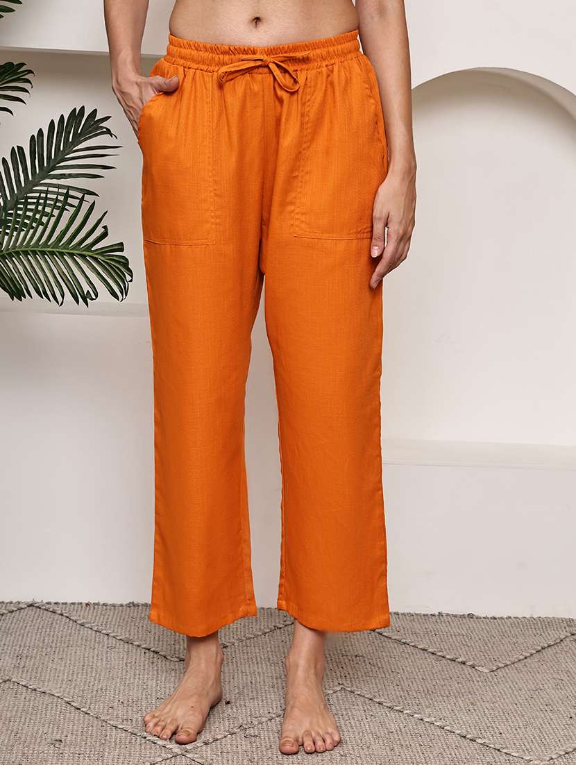 women solid mid rise loungewear pajama