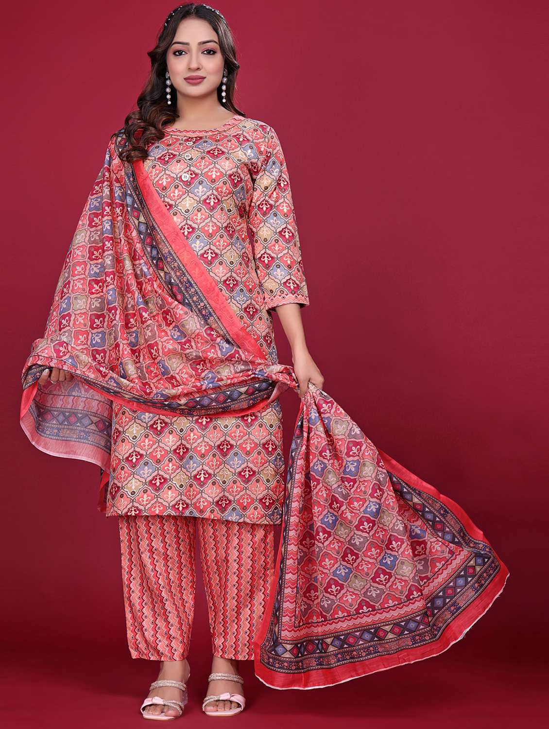women printed three quarter sleeve kurta pant with dupatta set - 21998642 - Standard Image - 3