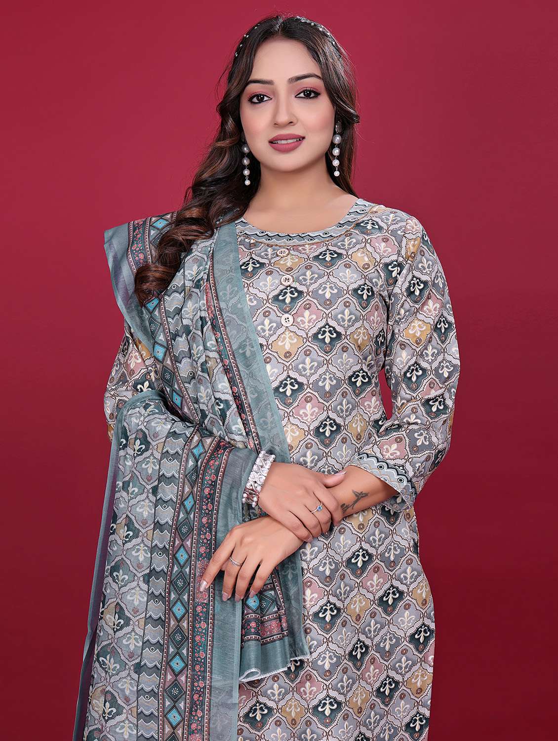 women printed three quarter sleeve kurta pant with dupatta set - 21998643 - Standard Image - 5
