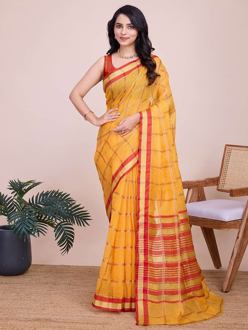 women checkered bordered saree with blouse