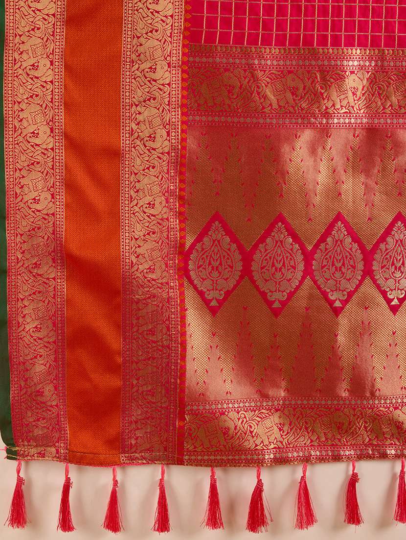 women checkered bordered saree with blouse - 21998802 -  Standard Image - 3