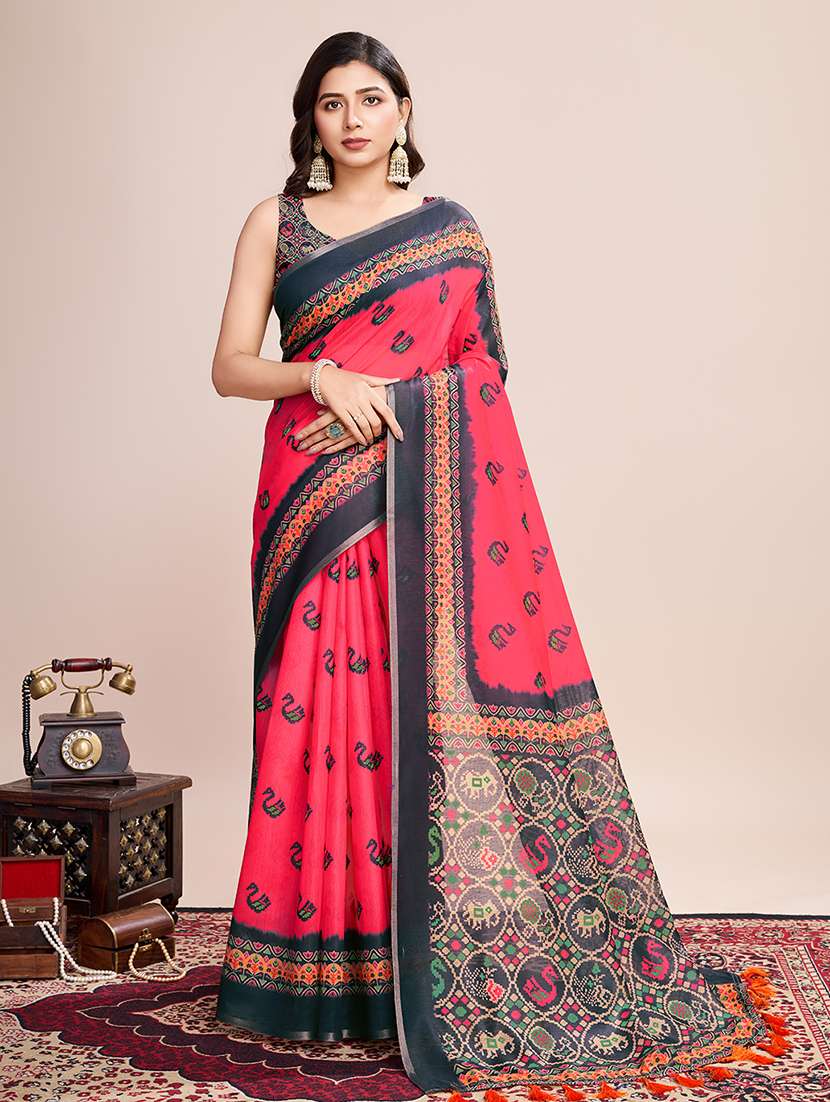 women printed casual wear saree with blouse - 21998815 -  Zoom Image - 0