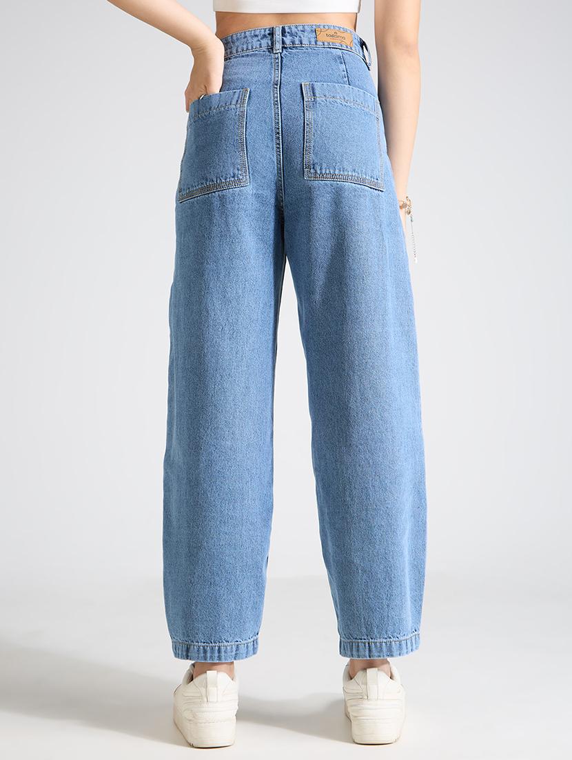 blue denim jeans - 21998825 - Standard Image - 3