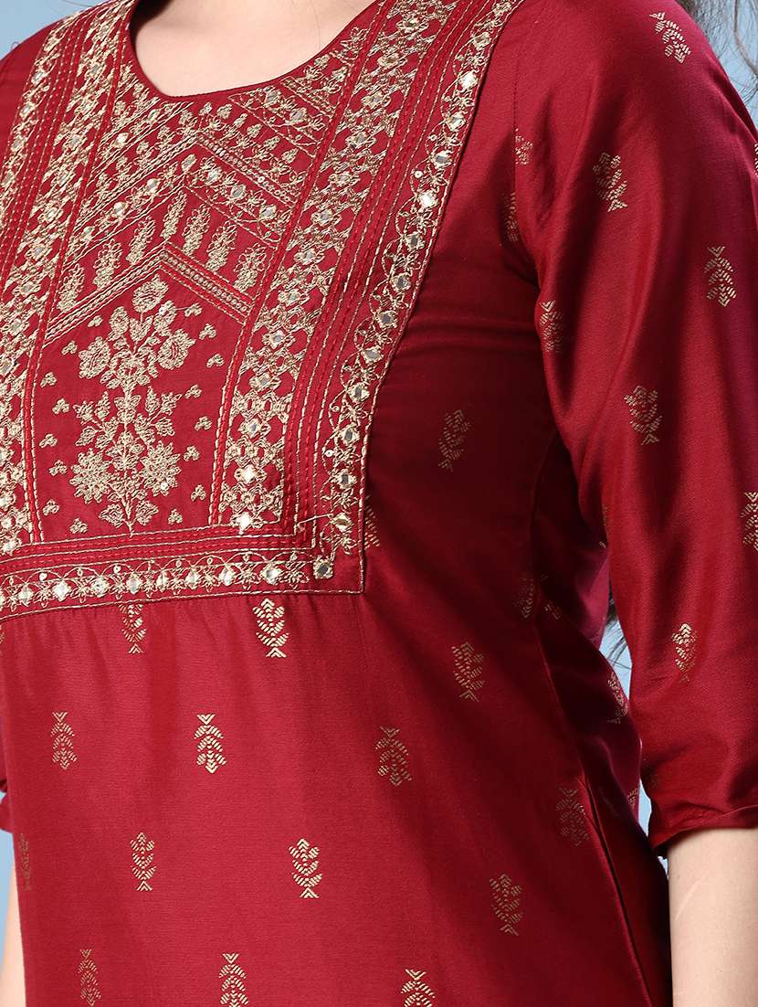 women three quarter sleeve straight kurta - 21998980 -  Standard Image - 5