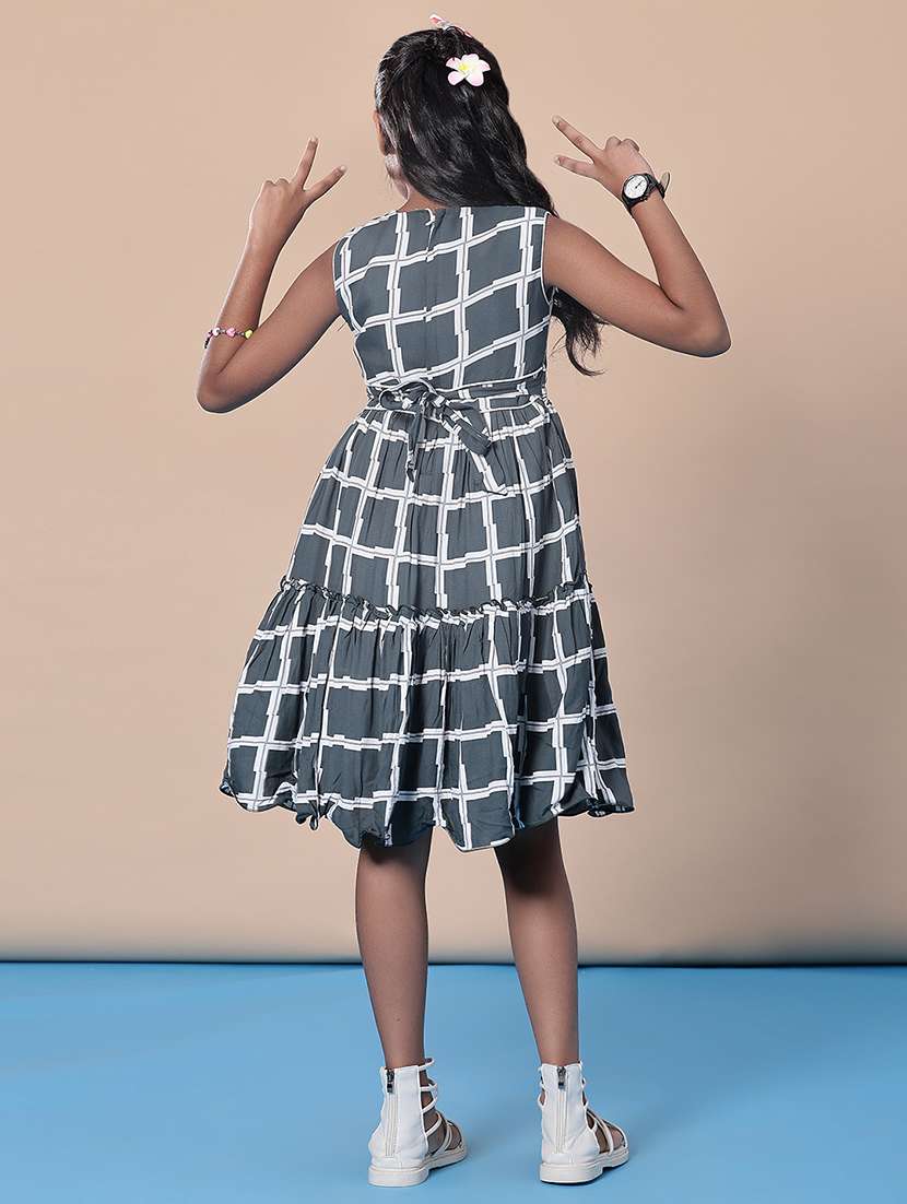 girls checkered sleeveless frock - 21999293 - Standard Image - 3