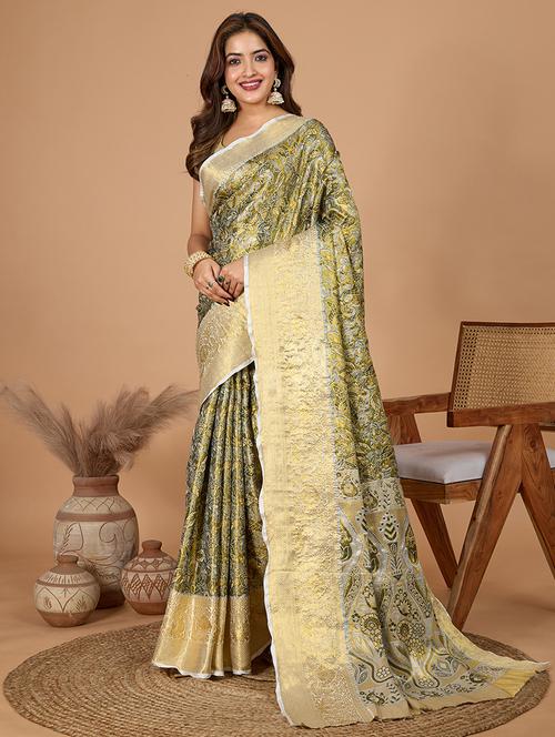 women self design kanjivaram saree with blouse - 21999982 - Standard Image - 0