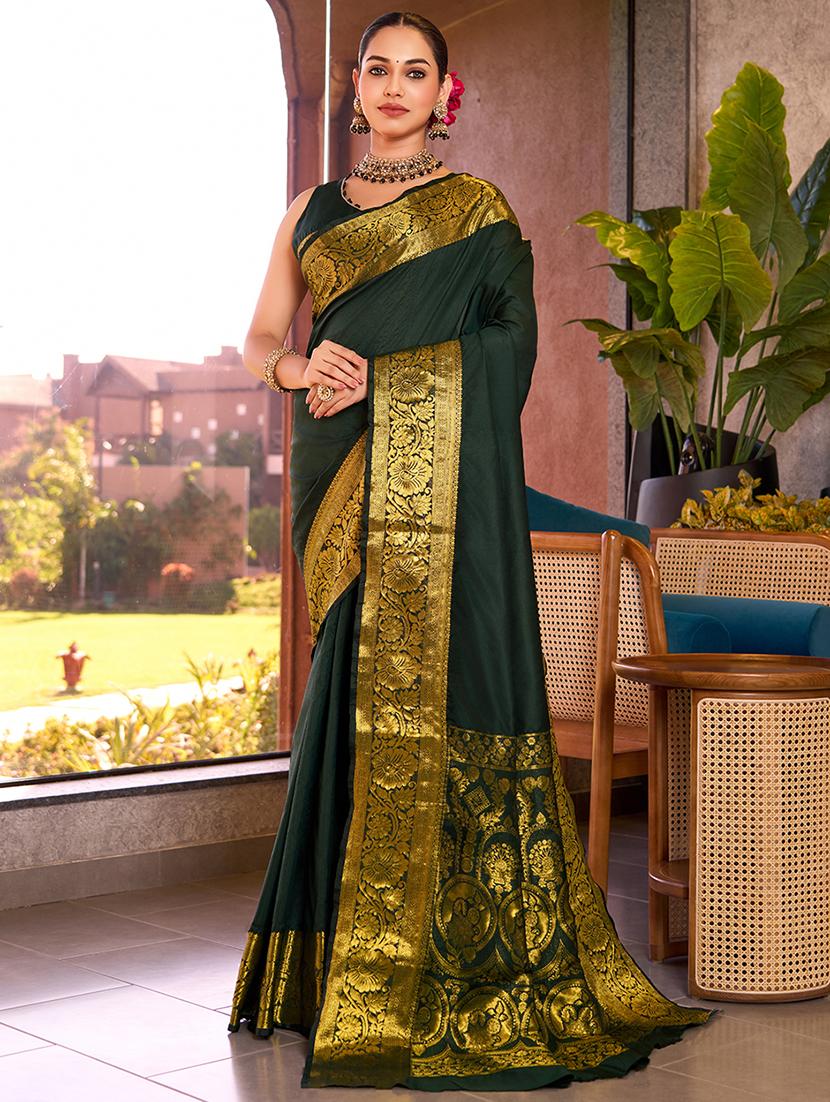 women solid with bordered saree with blouse