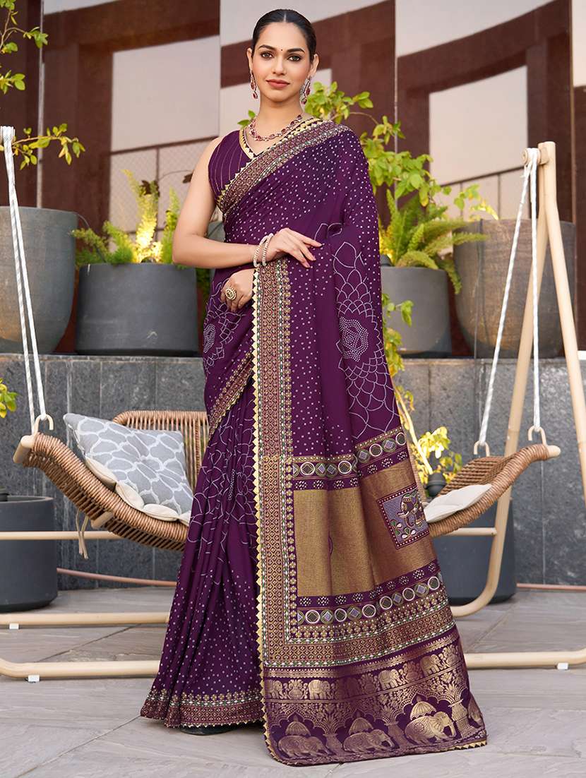 women printed bordered saree with blouse