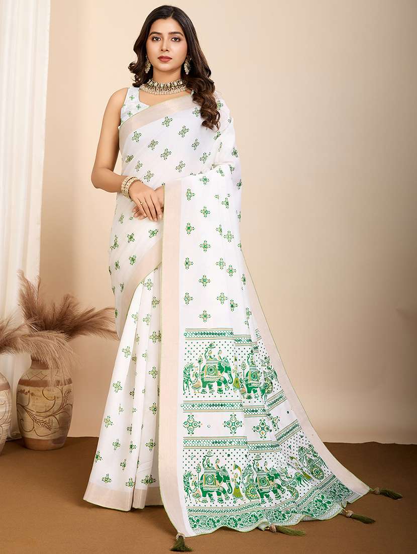 women self design bordered saree with blouse