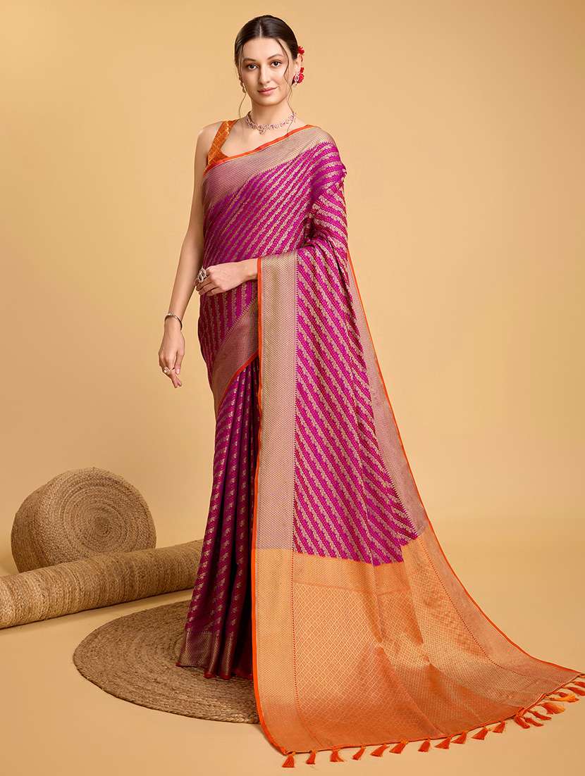 women self design banarasi saree with blouse