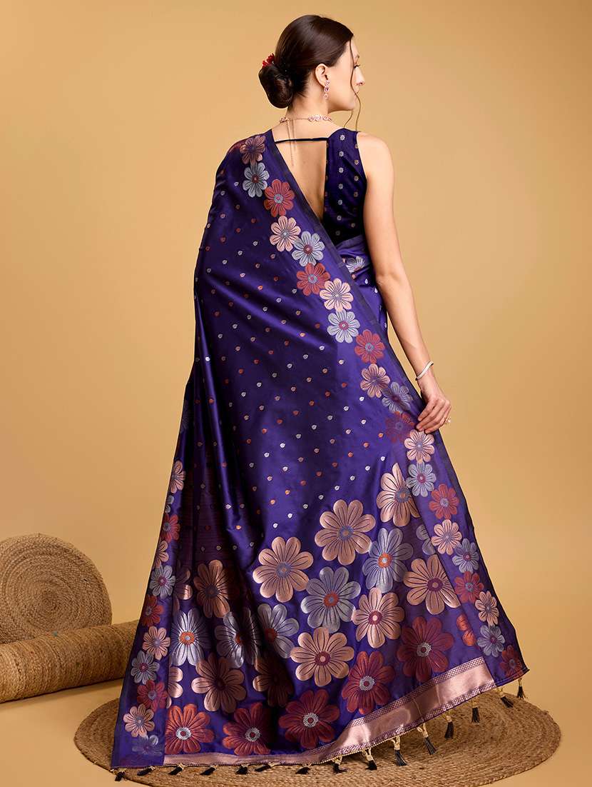 women floral banarasi saree with blouse - 22000086 - Standard Image - 3