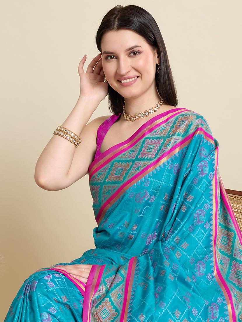 women self design patola saree with blouse - 22001324 - Standard Image - 3