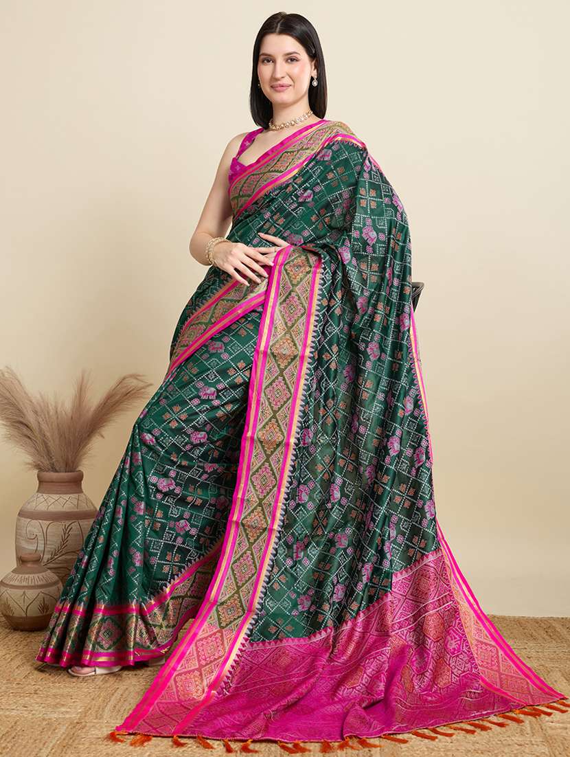 women self design patola saree with blouse - 22001325 - Standard Image - 3