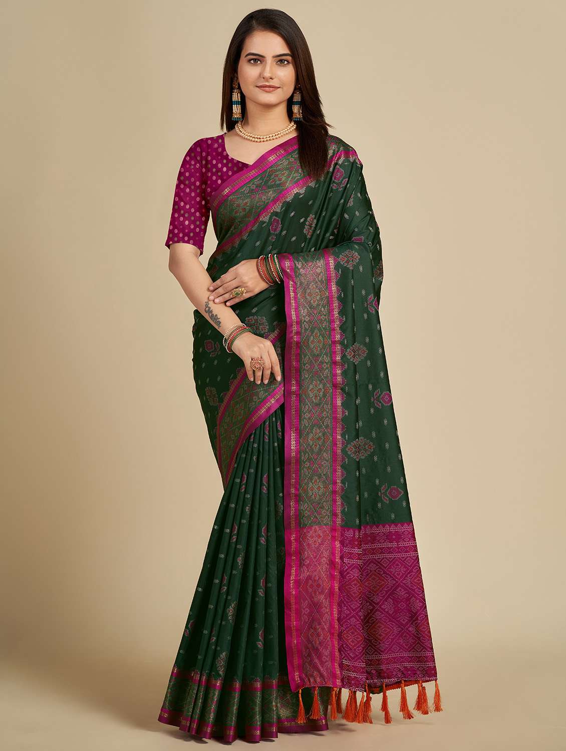 women self design patola saree with blouse