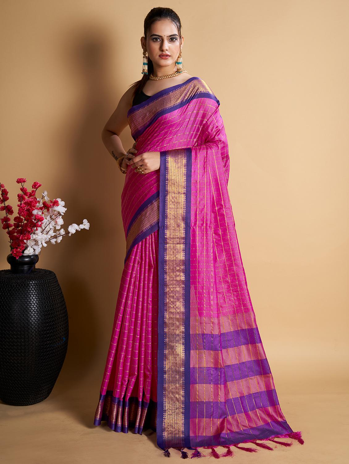 women checkered bordered saree with blouse