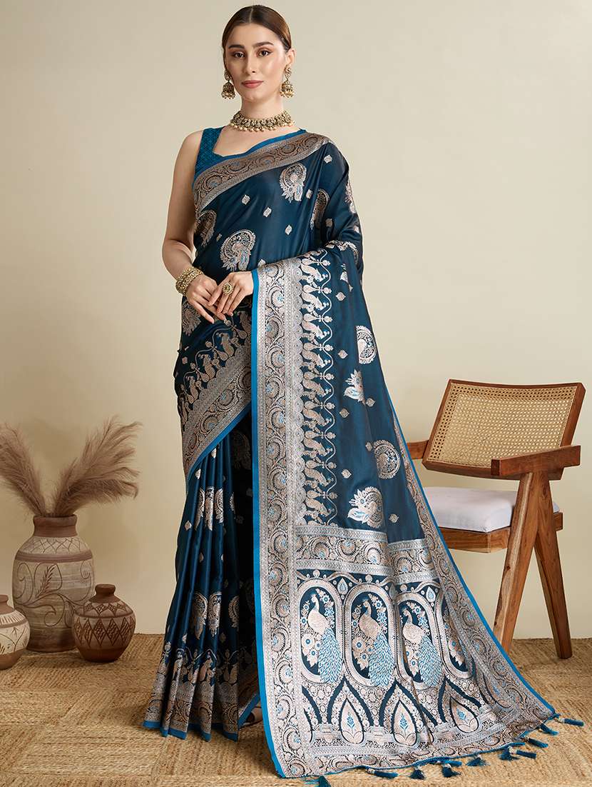women self design banarasi saree with blouse
