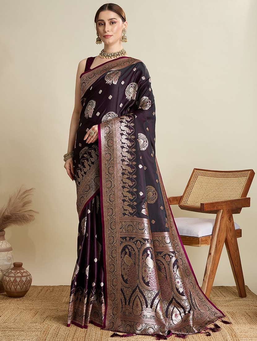women self design banarasi saree with blouse